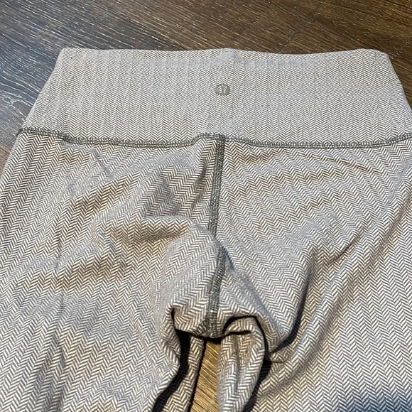 Lululemon full length leggings - Picture 3 of 4